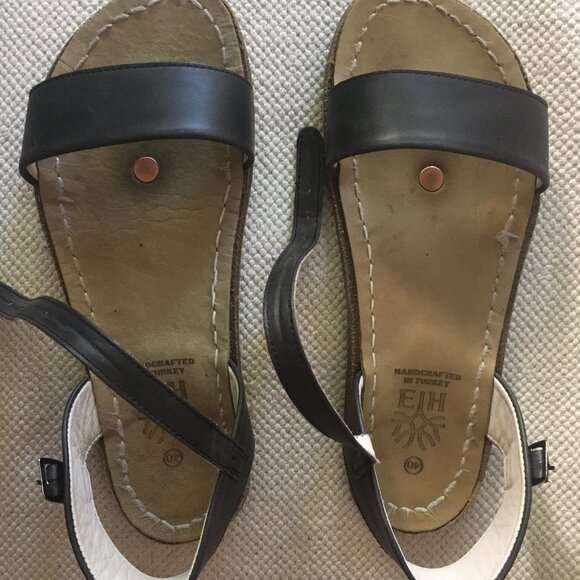 Earthing Harmony Grounding Sandals for Women - Picture 4 of 4